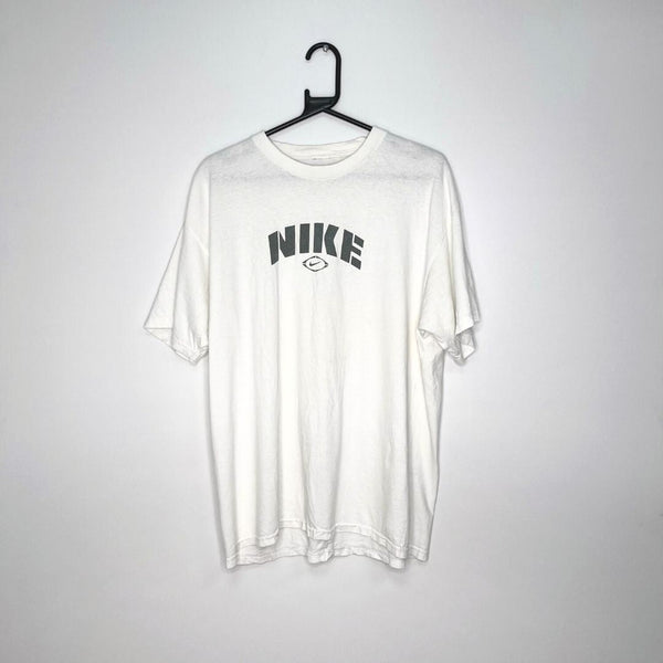 White Nike T Shirt VintageVera